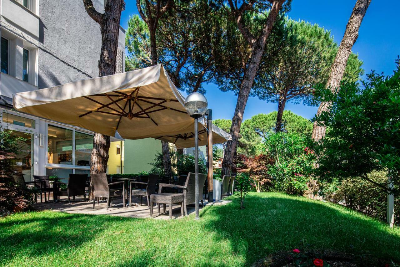 Hotel Meuble Zenith Λινιάνο Σαμπιαντόρο Εξωτερικό φωτογραφία