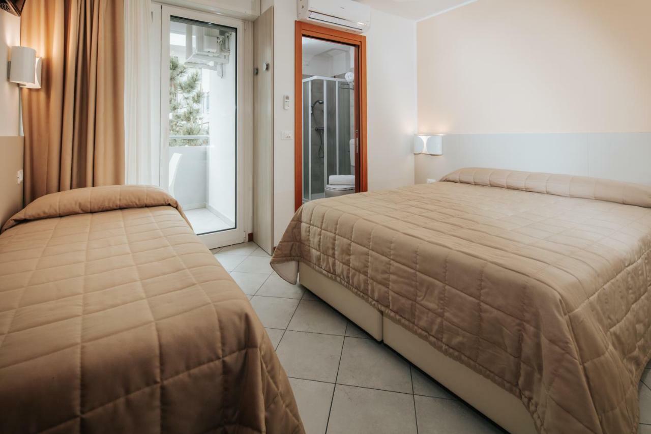 Hotel Meuble Zenith Λινιάνο Σαμπιαντόρο Εξωτερικό φωτογραφία